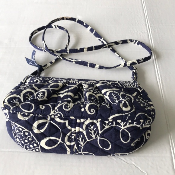 Vera Bradley Handbags - 🆕VERA BRADLEY BLUE/WHITE PATTERN MINI CROSSBODY